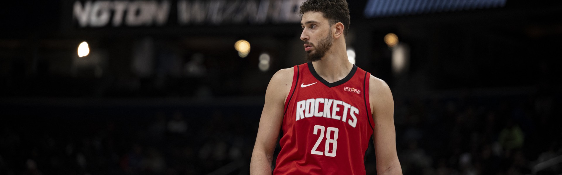 C7官网-申京本赛季第5场30+10板 中锋第4多 仅次于约基奇&amp;文班&amp;唐斯