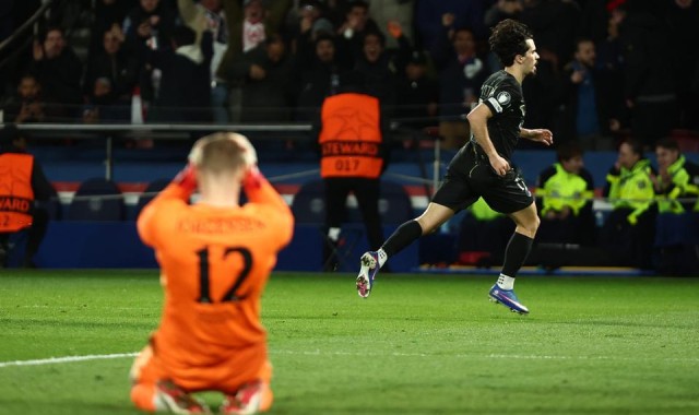 C7-致敬热刺？切尔西23岁“二门”欧冠2送大礼！与恩佐内讧+激烈争吵